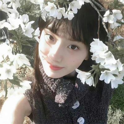 深蓝与月光